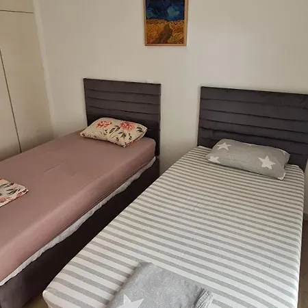 Gerys House דירה *